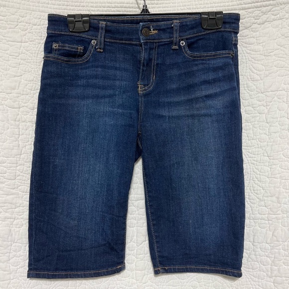 GAP DENIM Bermuda Jean Shorts, High Waisted & Stretchy, Size 25 - Picture 1 of 9
